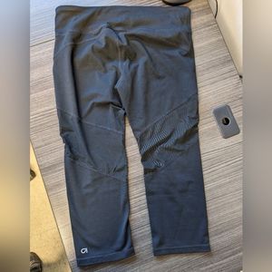 Gap Fit Crops - Size M